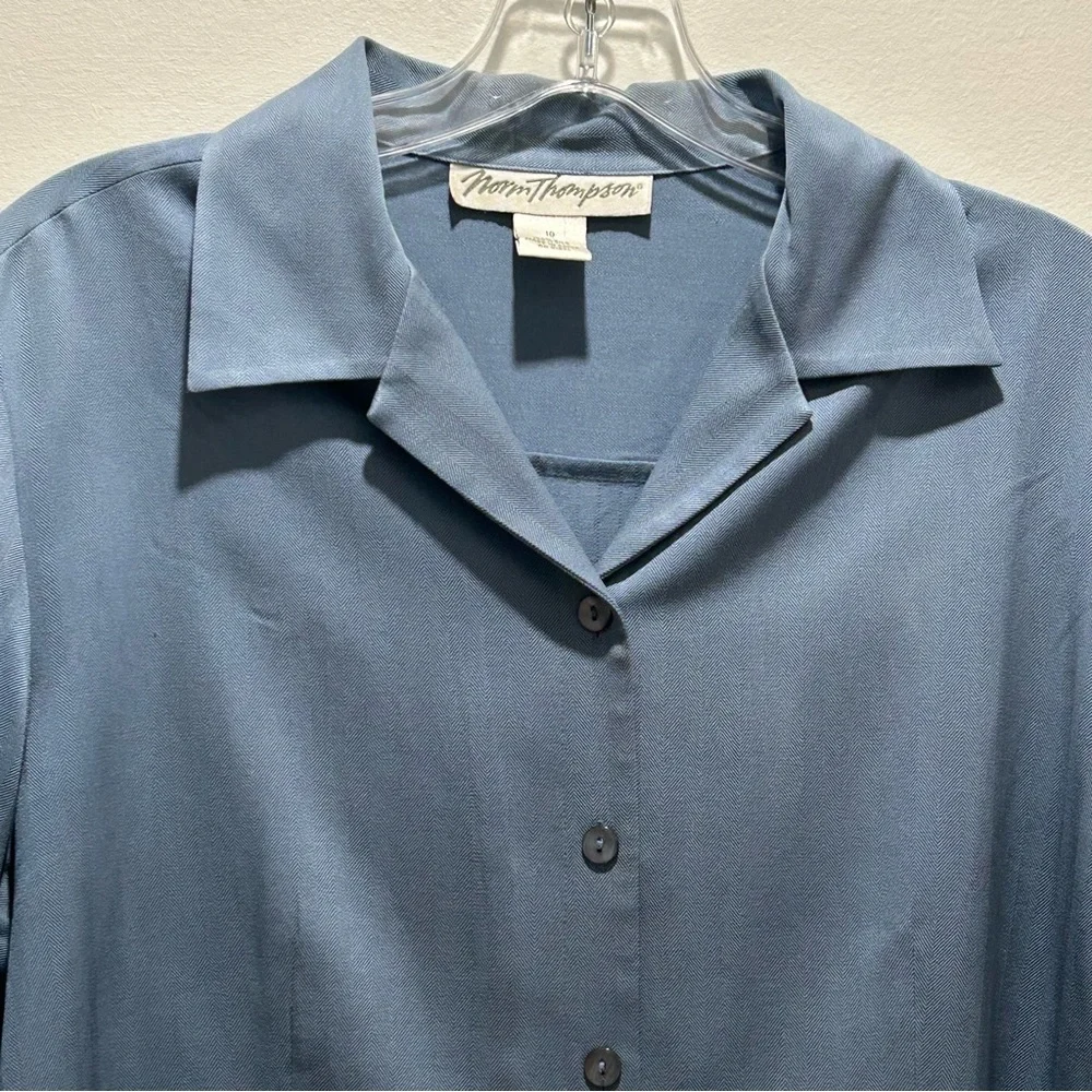 Norm Thompson Women's Blue Silk Twill Button-Up Tunic 3/4 Sleeves - Size 10 - Picture 4 of 9